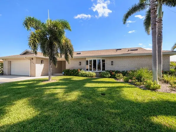 615 Harbor Is, Clearwater, FL 33767