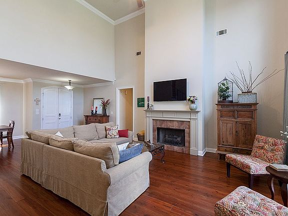 5th image of 36324 Cypress Glen Ave