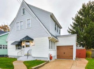947 Lyon St NE, Grand Rapids, MI 49503