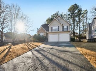1620 Rushing River Way, Suwanee, GA 30024