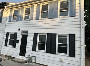 31 W Green St, Mechanicsburg, PA