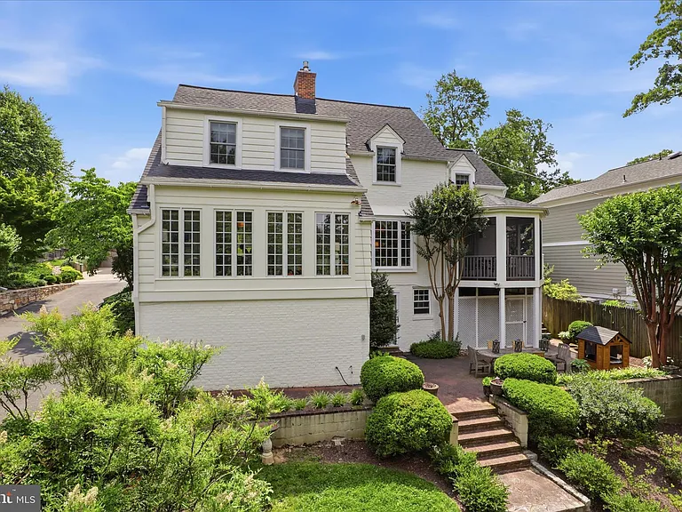 2316 N Stafford St — Photo 46