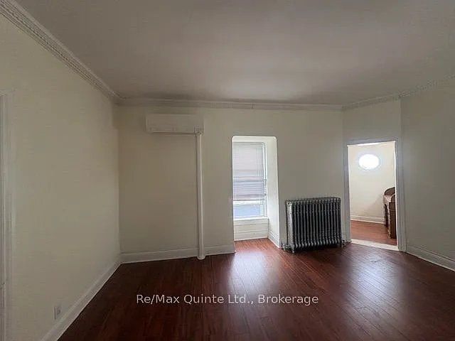 116 King St #5 — Photo 11