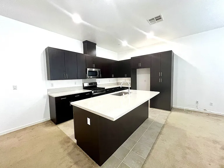 730 Brooklyn Dr — Photo 3