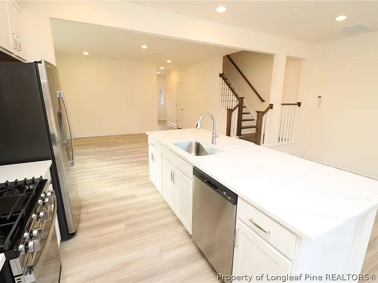 961 Kensley Grove Ln — Photo 13