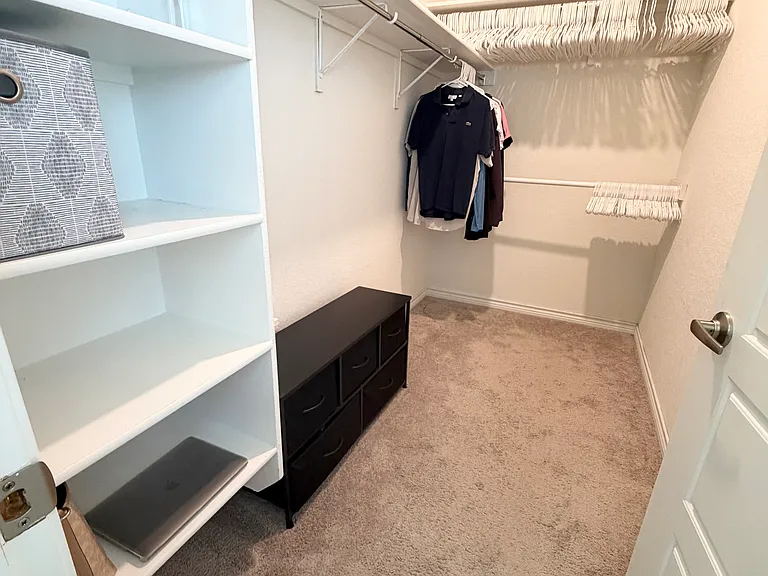 5530 Castle Brook Dr — Photo 9