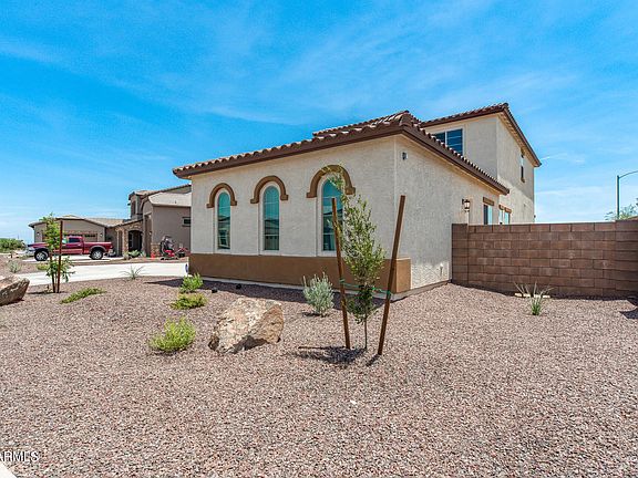 3rd image of 17275 W Las Palmaritas Dr