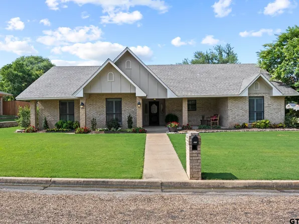505 Alan Dr, Mount Pleasant, TX 75455