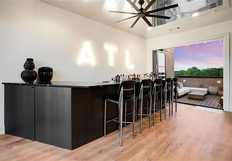 661 Auburn Ave NE #16 — Photo 41