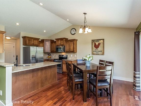 4th image of 4119 147th St