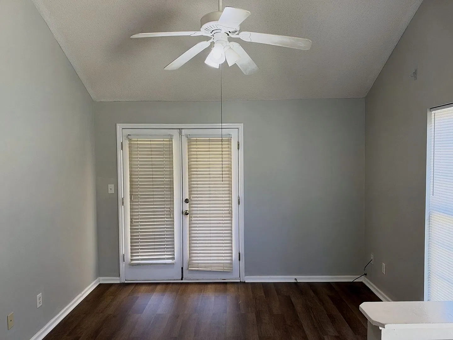 2520 Barnesdale Way — Photo 2