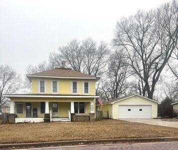 313 S Maple St, Douglass, KS, 67039