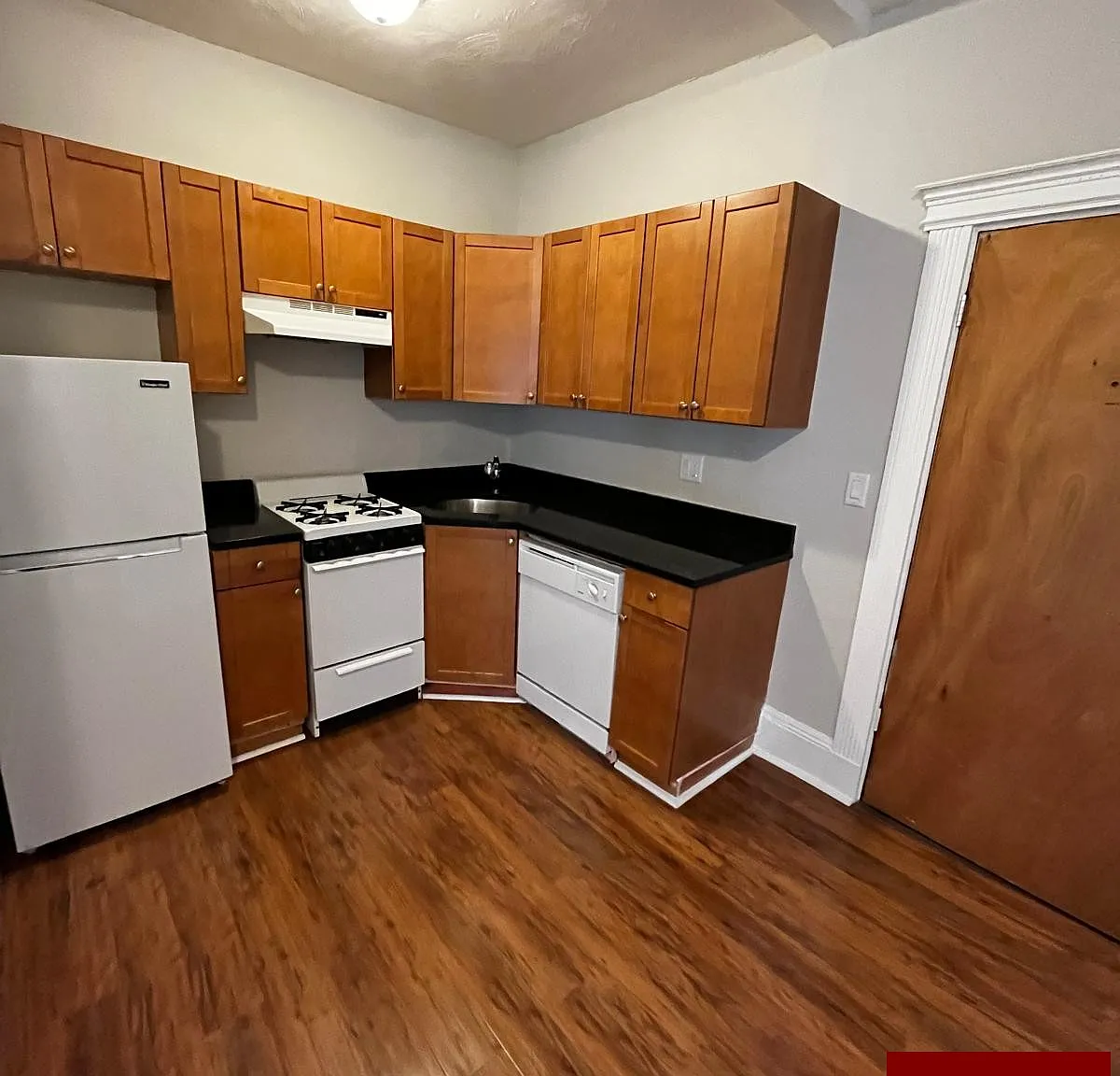 2 bed, 1.0 bath, $4,050 — Photo 1