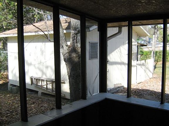 Screened porch
