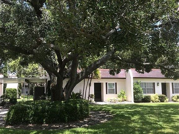 4th image of 3139 Mission Grove Dr