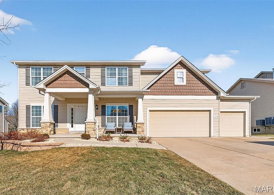 1st image of 310 Parkview Manor Ln