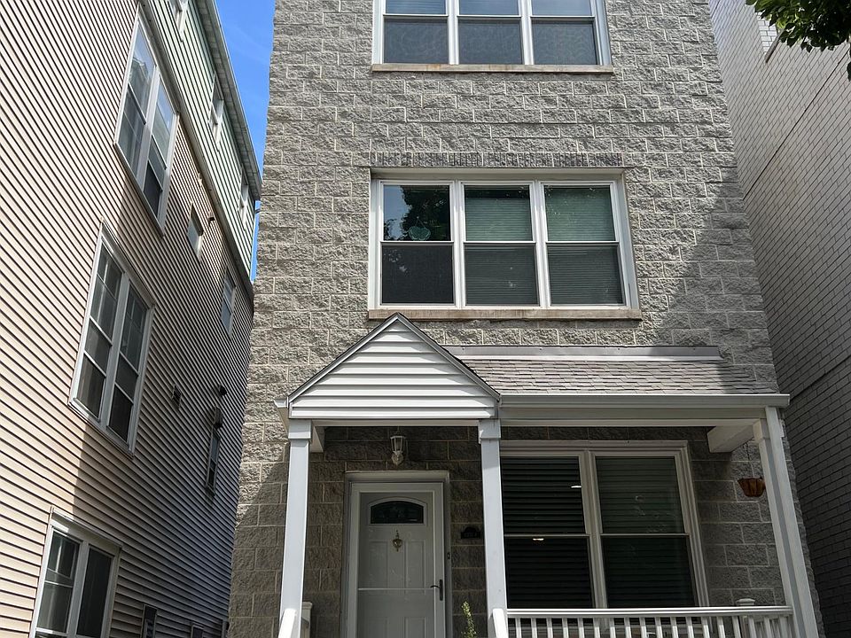 1st image of 3645 N Wayne Ave #C