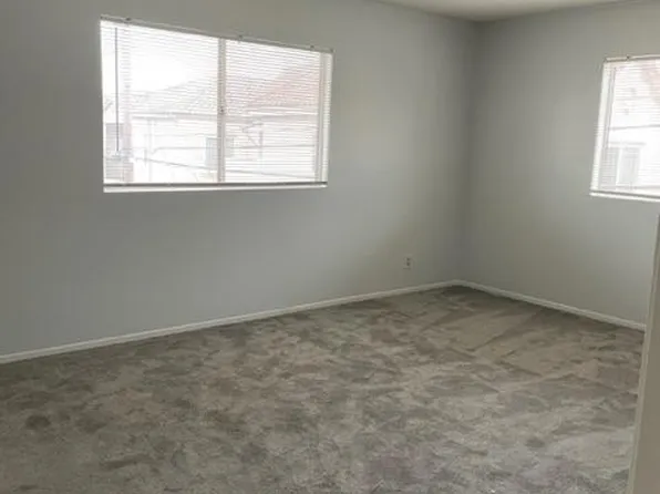 621 E Magnolia Blvd #12, Burbank, CA 91501