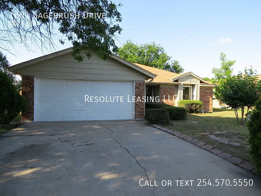Building Photo - 1801 Sagebrush Dr