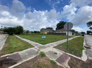 2900 Volpe Dr, Chalmette, LA 70043
