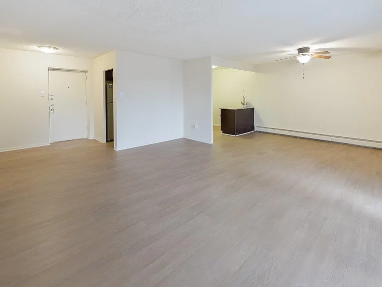 Colonials Apartment Homes — Photo 8