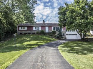 2535 Fishinger Rd, Upper Arlington, OH 43221