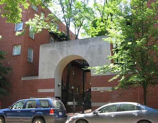 1st image of 5400 S Hyde Park Blvd APT 8B