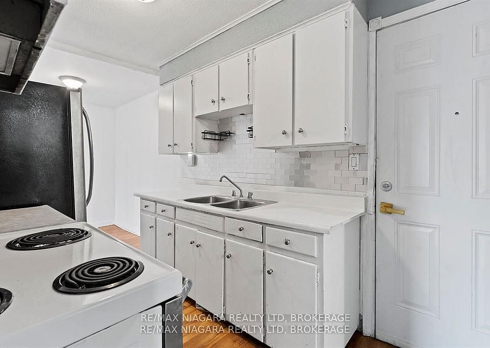 1st image of 27 Main St #2