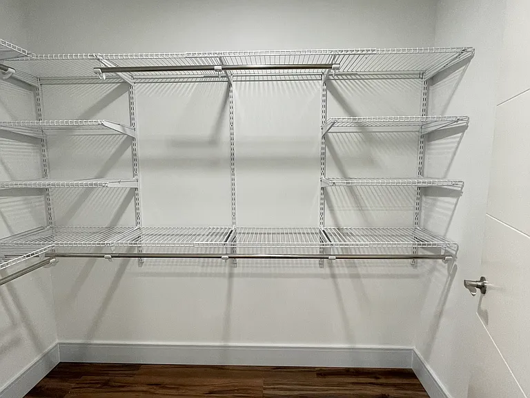 4906 Spruce St #310 — Photo 9