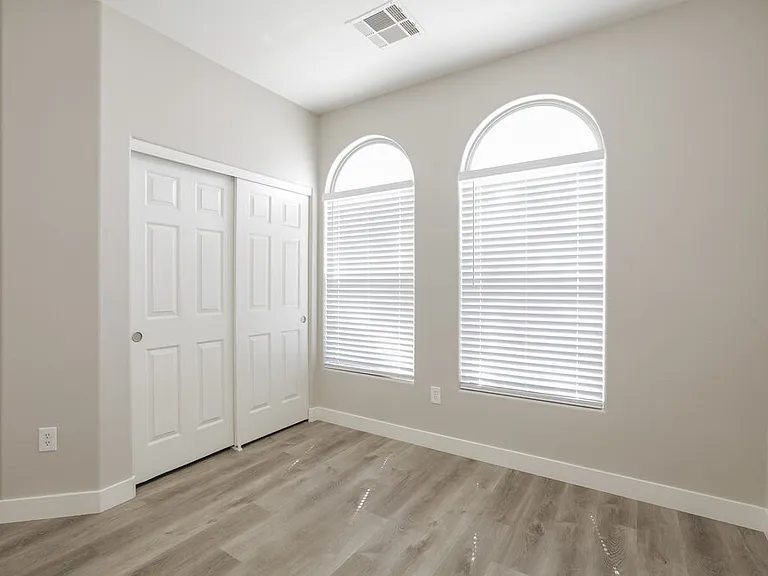 7866 Harp Tree St — Photo 15