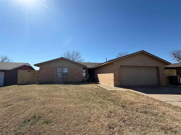 6110 SW Oak Cliff Ave, Lawton, OK 73505