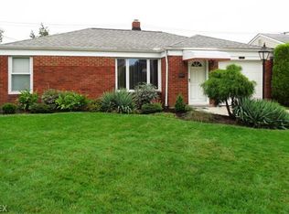 1707 Longwood Dr, Mayfield Heights, OH