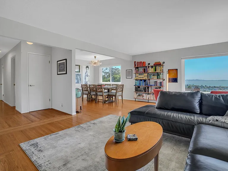 7516 Potrero Ave — Photo 4