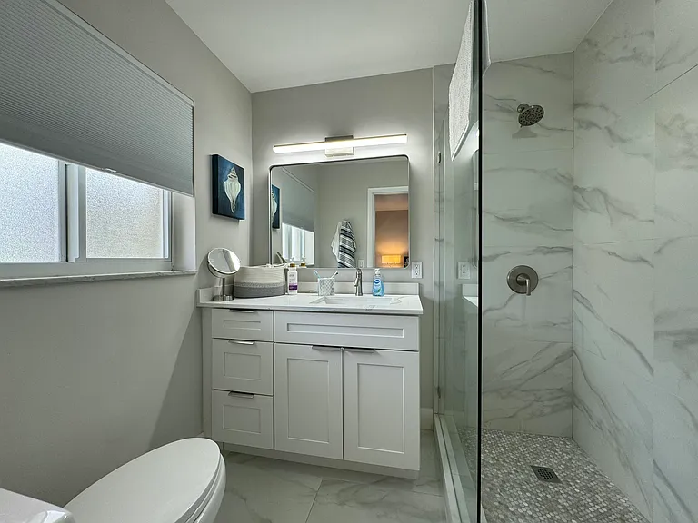 3201 NE 29th St #308 — Photo 17