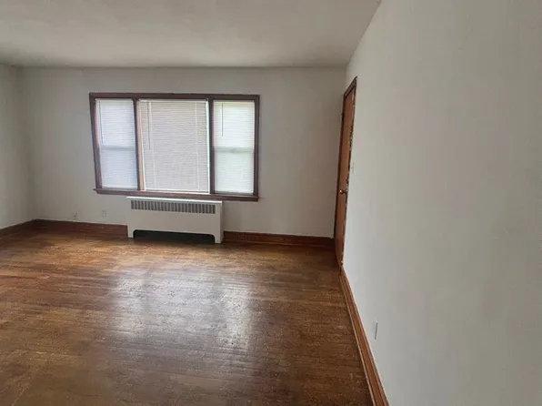 2735 Cedarhurst Ave. Apt 5, 2735 Cedarhurst Ave NW #2, Roanoke, VA 24012