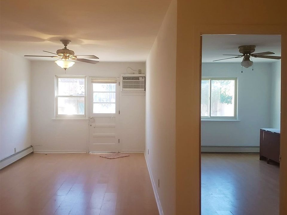 1st image of 2563 48th St