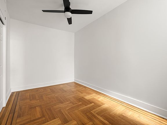 4th image of 221 E 88th St APT 4A