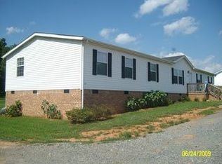 605 Candy Creek Rd, Reidsville, NC 27320