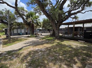 302 Broadway St., Fulton, TX 78358