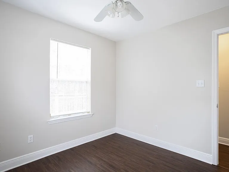 3569 Chatelaine Dr — Photo 27