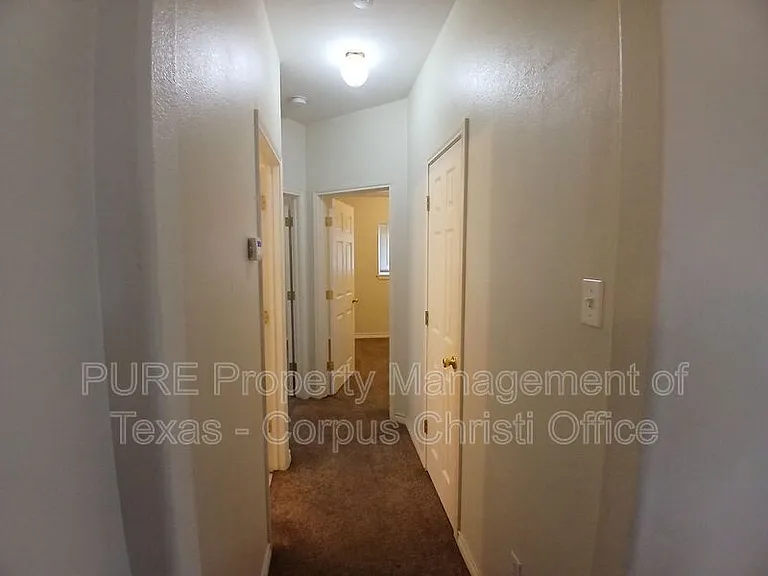 7609 Cold Springs Dr — Photo 23