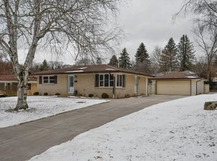 7432 Devonshire Ave, Greendale, WI 53129