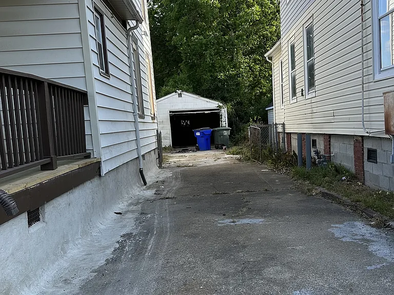 127 Poplar Ave #1 — Photo 25