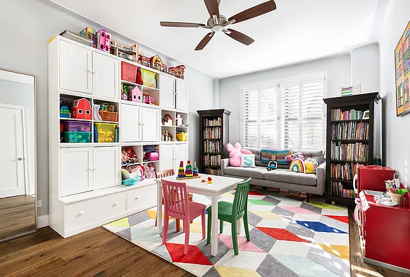 Sold by Compass | media 5