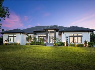 6590 Trail BLVD, NAPLES, FL 34108