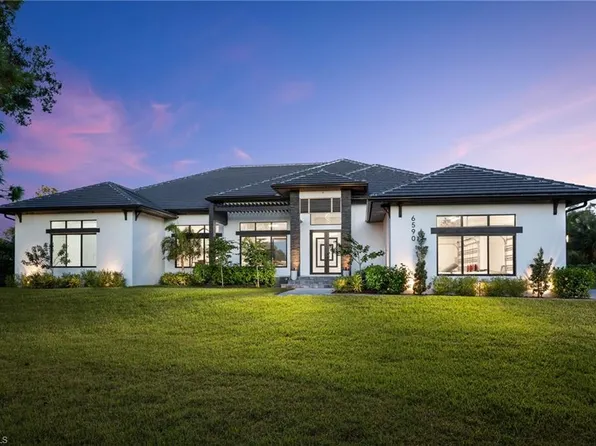 6590 Trail BLVD, NAPLES, FL 34108