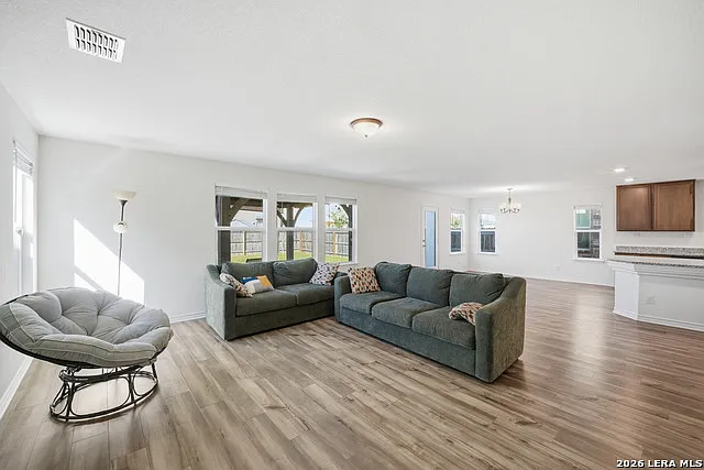 11331 Edelweiss — Photo 4