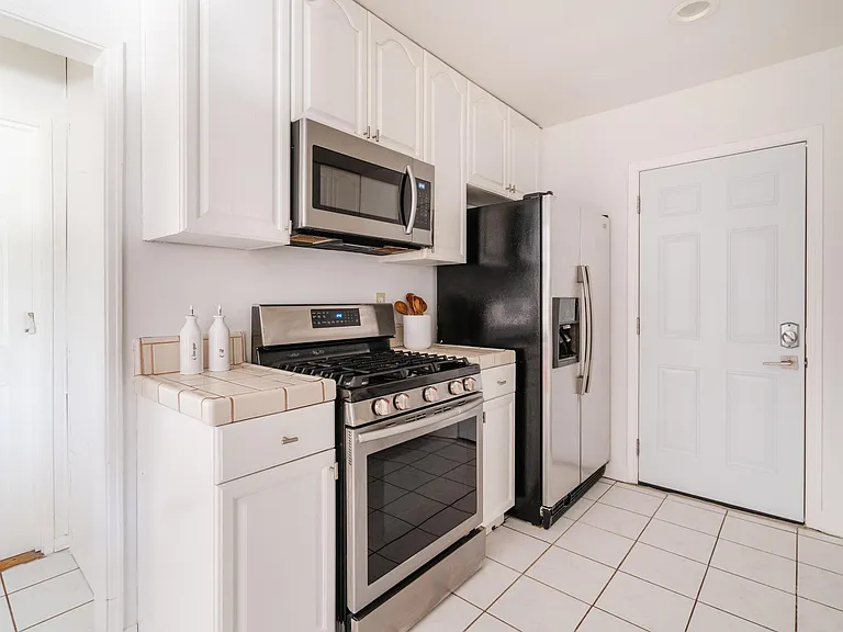 1850 Cliffhill Dr — Photo 7