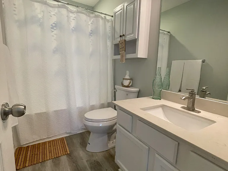 4312 Robin Ave — Photo 2