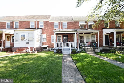 1629 Searles Rd Photo 1
